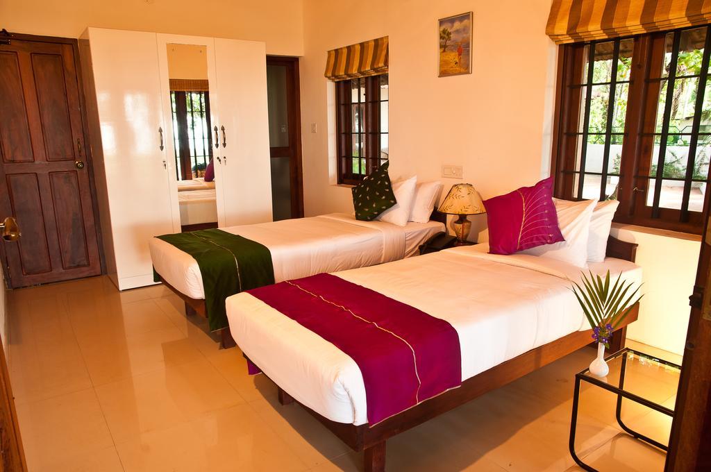 Saro Lake County Kumarakom Exterior photo